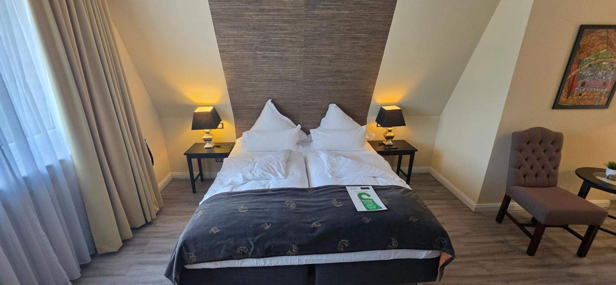 Deluxe Doppelzimmer mit Kingsize-Bett